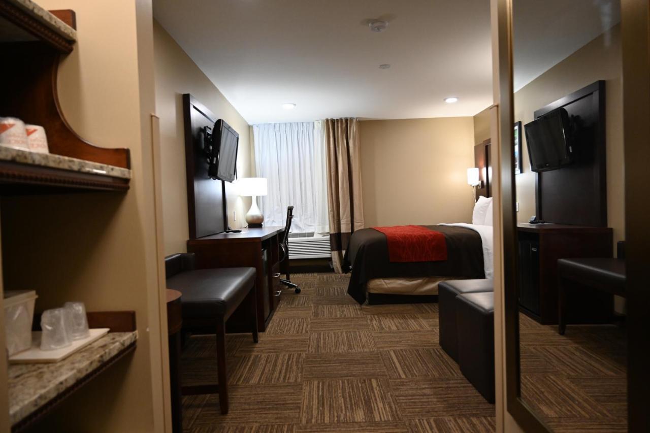 Giles Hotel Inn And Suites Pulaski Ngoại thất bức ảnh