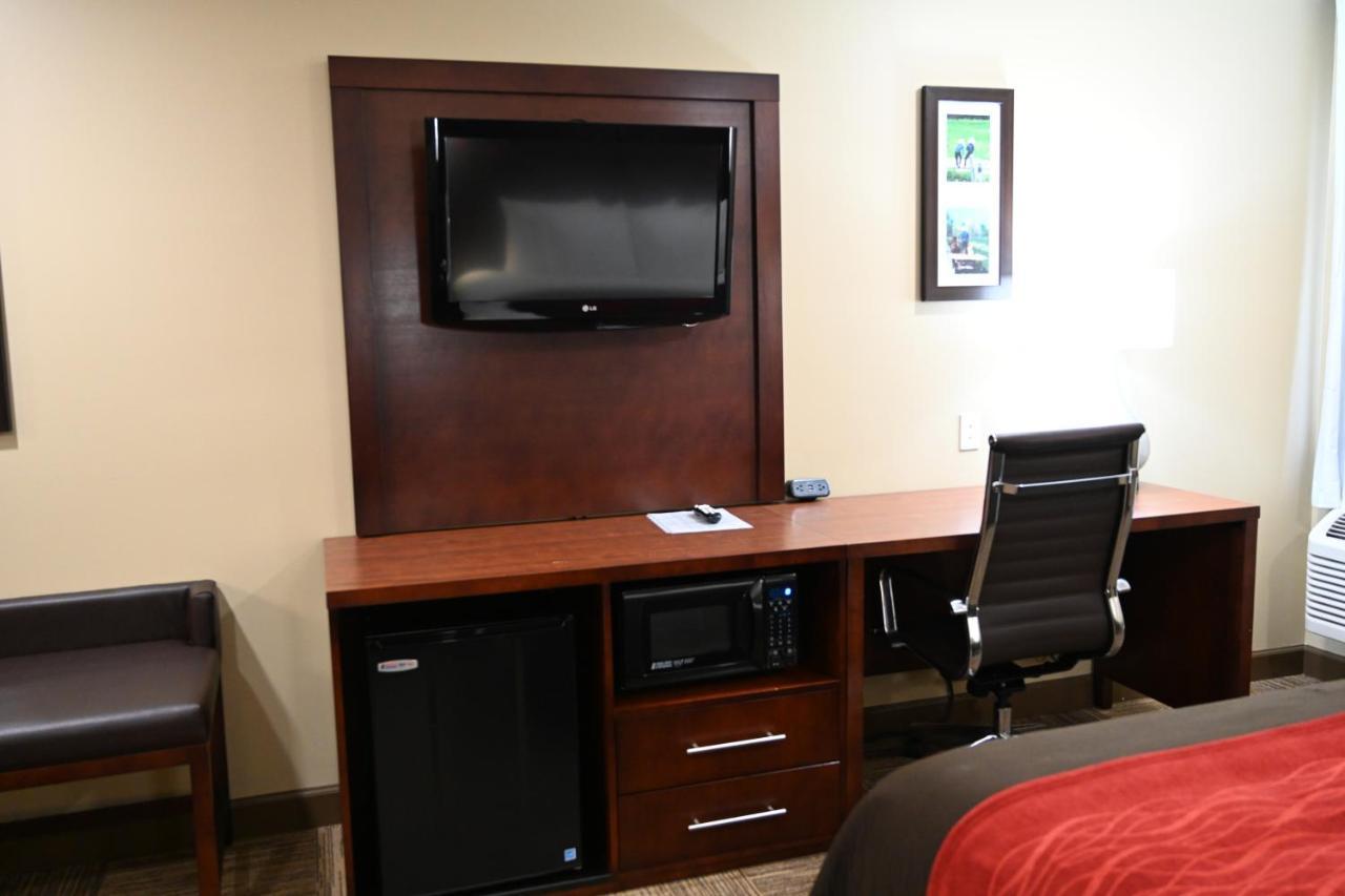 Giles Hotel Inn And Suites Pulaski Ngoại thất bức ảnh