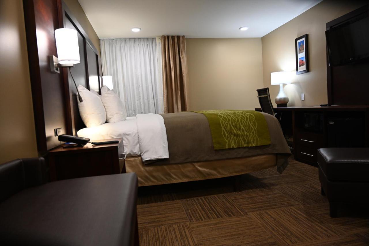 Giles Hotel Inn And Suites Pulaski Ngoại thất bức ảnh