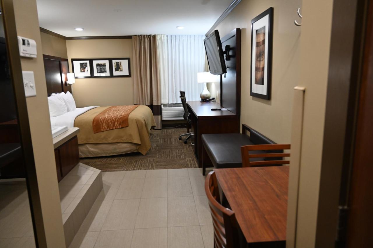 Giles Hotel Inn And Suites Pulaski Ngoại thất bức ảnh