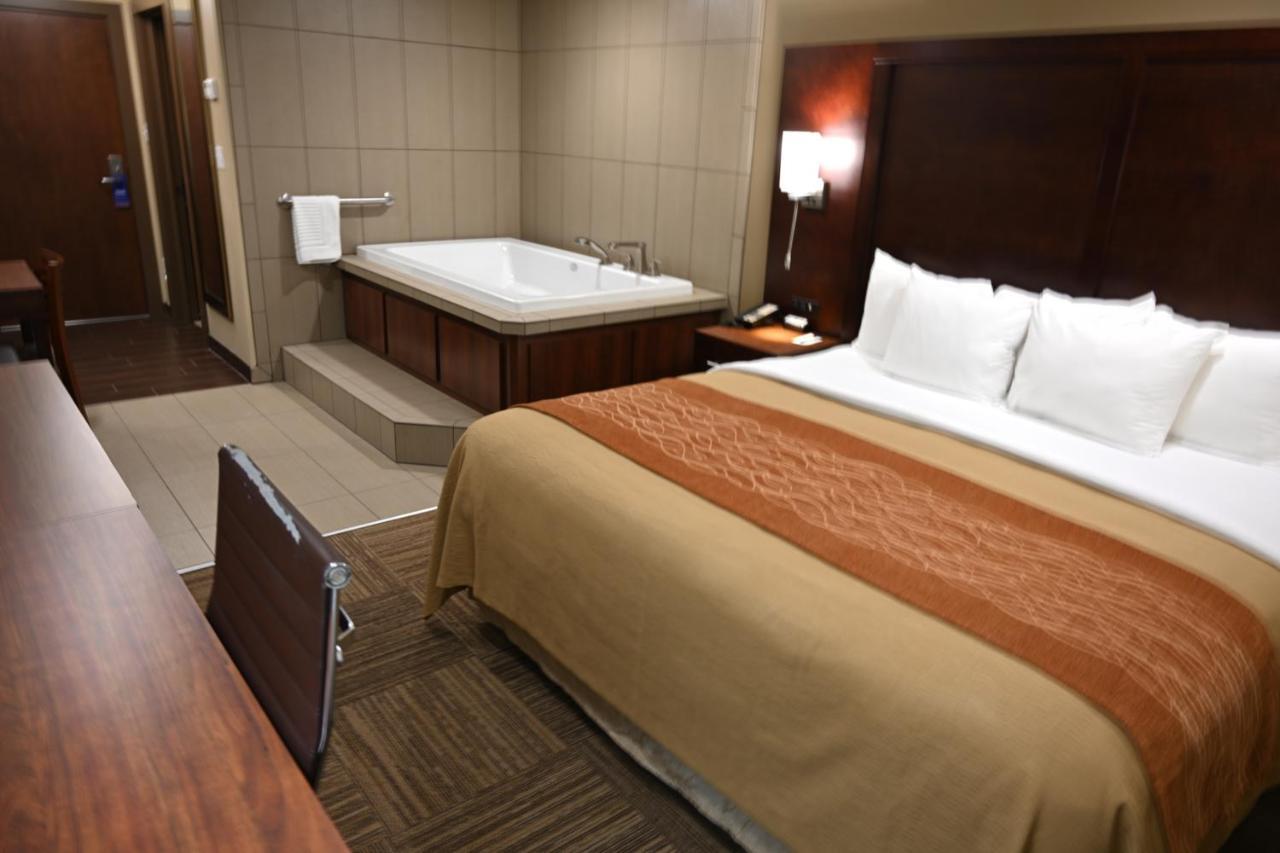 Giles Hotel Inn And Suites Pulaski Ngoại thất bức ảnh