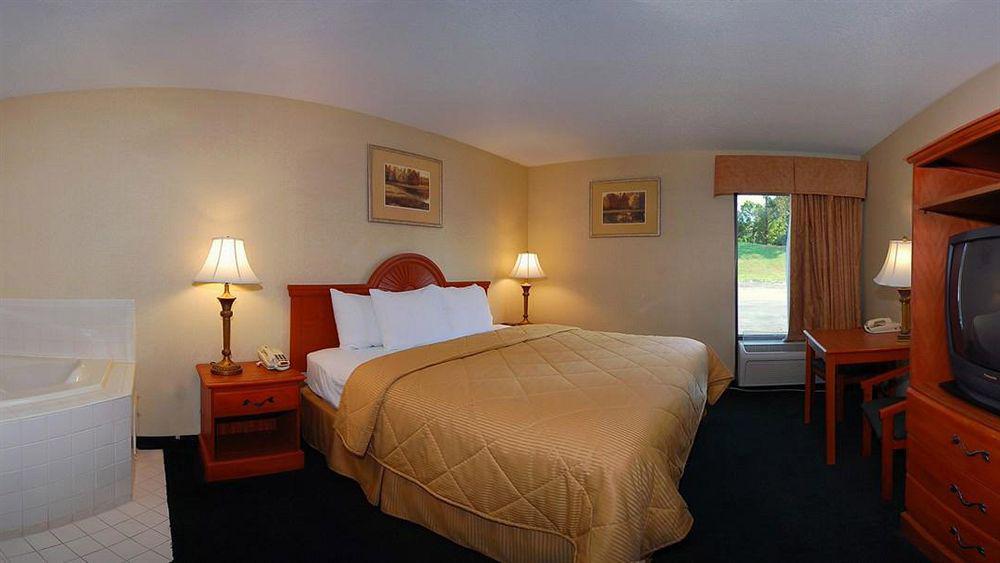 Giles Hotel Inn And Suites Pulaski Ngoại thất bức ảnh